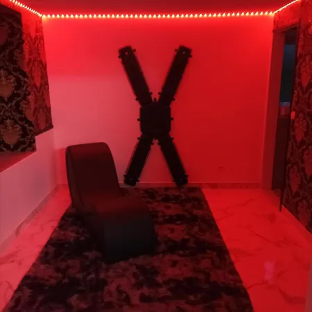 Room, L'aubertine *